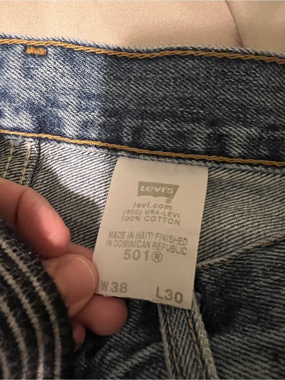 Levi's Straight Fit Men's Jeans in Blue Denim - Picture 2 of 9